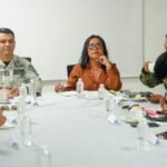 Abelina López collar