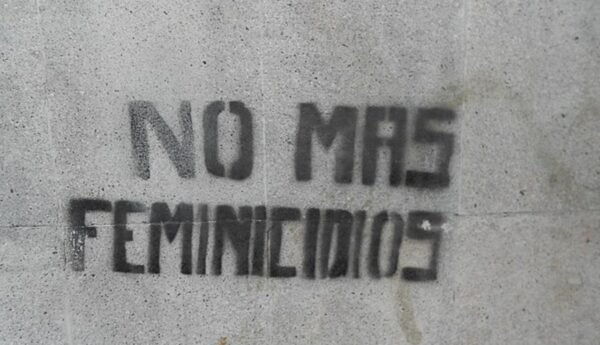 El colectivo Velar Por Ti denunció el feminicidio de Miriam Edith y el intento de feminicidio de su hija de 13 años en Coyotepec, Estado de México. Foto: Denis Bocquet/Wikimedia Commons.