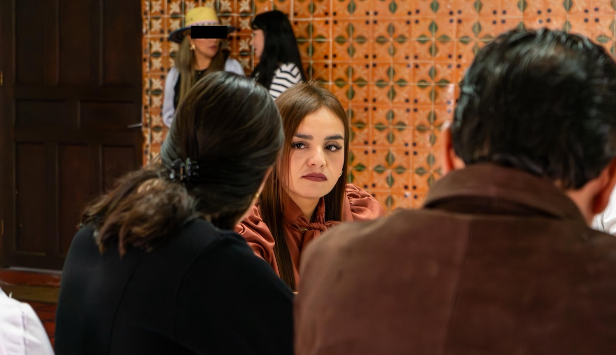 secretaria particular carlos manzo grecia quiroz