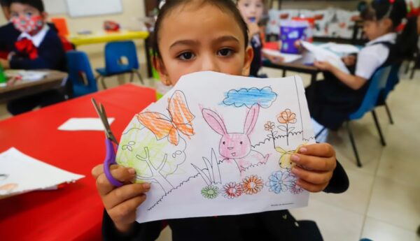Hay clases mañana martes 24 de febrero de 2026