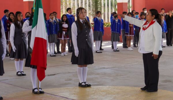 Hay clases mañana viernes 6 de febrero de 2026