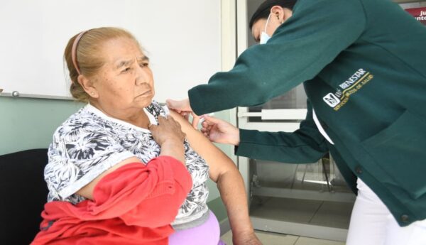 Vacunación contra el sarampión en Puebla