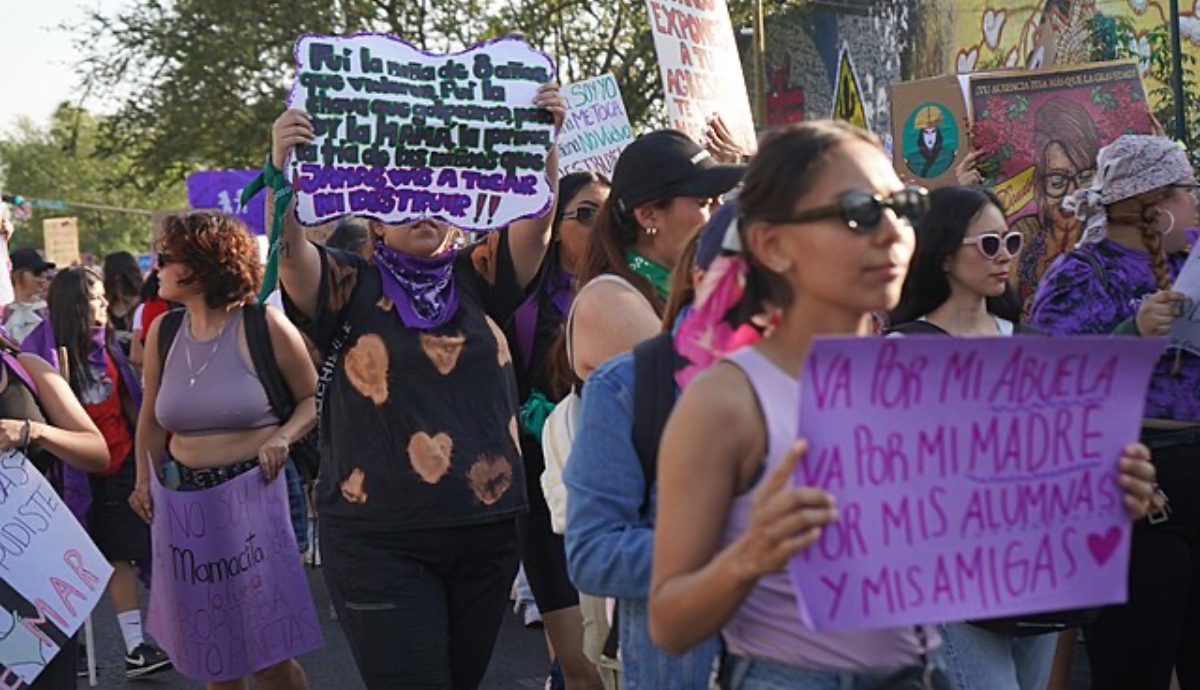 Marcha 8M Tijuana