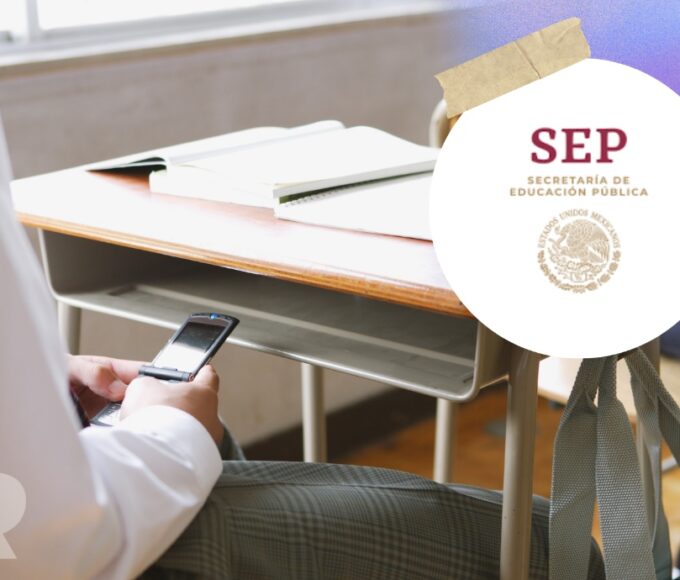 Teléfonos celulares escuelas México SEP