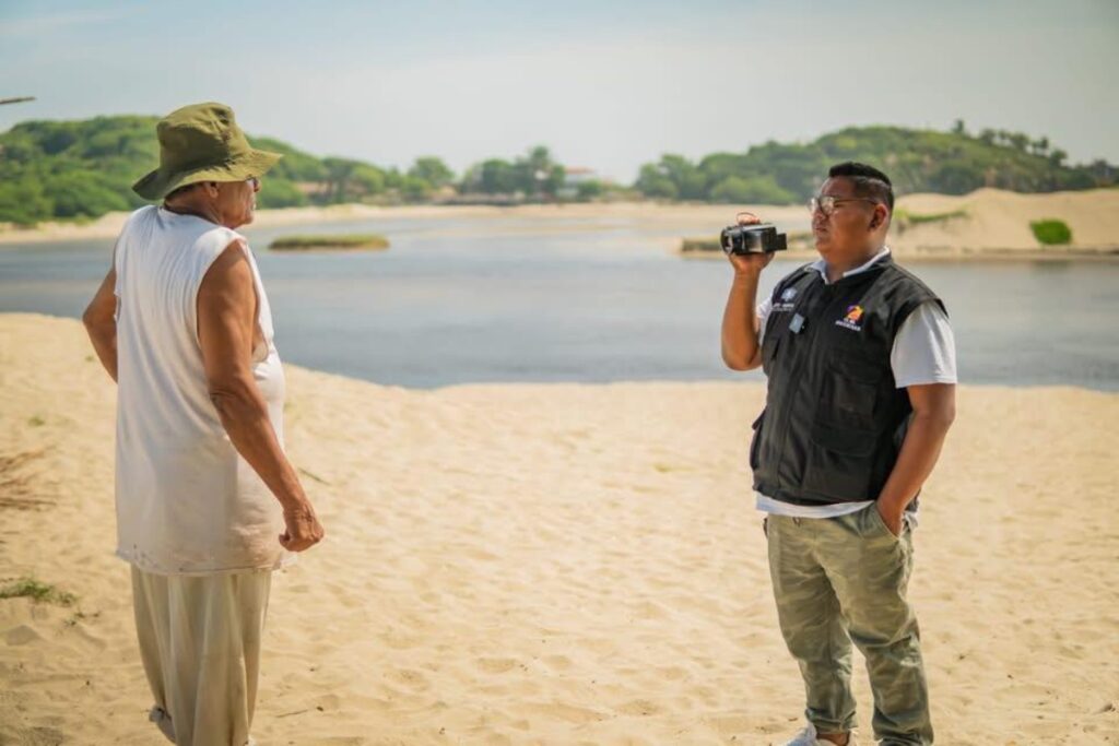 Periodista Óscar Merino