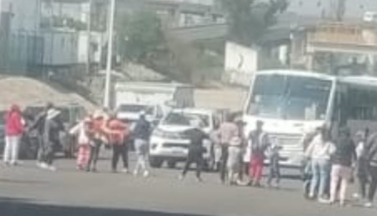 Bloqueo en la Caseta de Chalco hoy México-Puebla