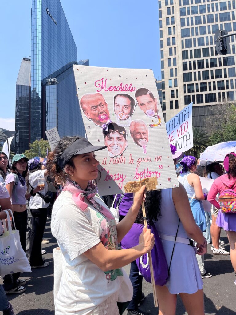 carteles marcha 8m cdmx