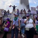 carteles marcha 8m cdmx