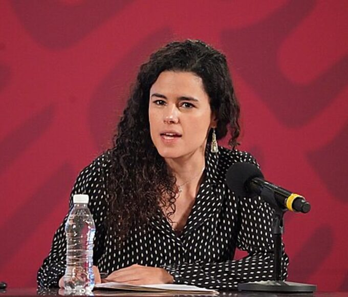 Luisa Alcalde deja dirigencia de Morena: va al gabinete de Sheinbaum