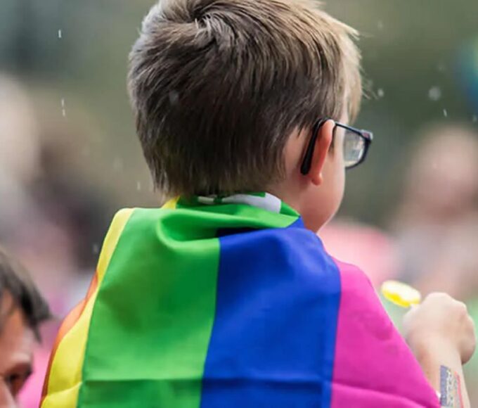Organizaciones cuestionan a Armenta por plantear consulta sobre derechos de infancias trans