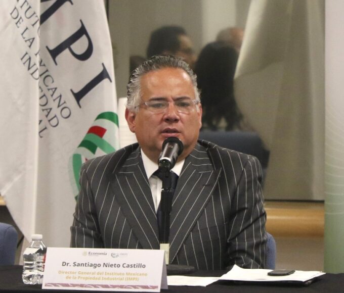 Santiago Nieto renuncia al IMPI
