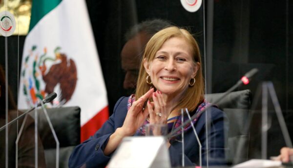 Tatiana Clouthier renuncia elecciones 2027 Nuevo León