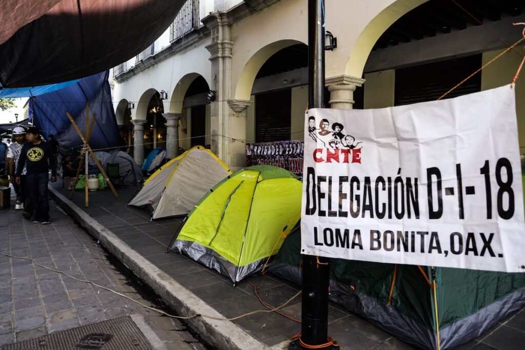 Imagen de la protesta de la CNTEen Oaxaca