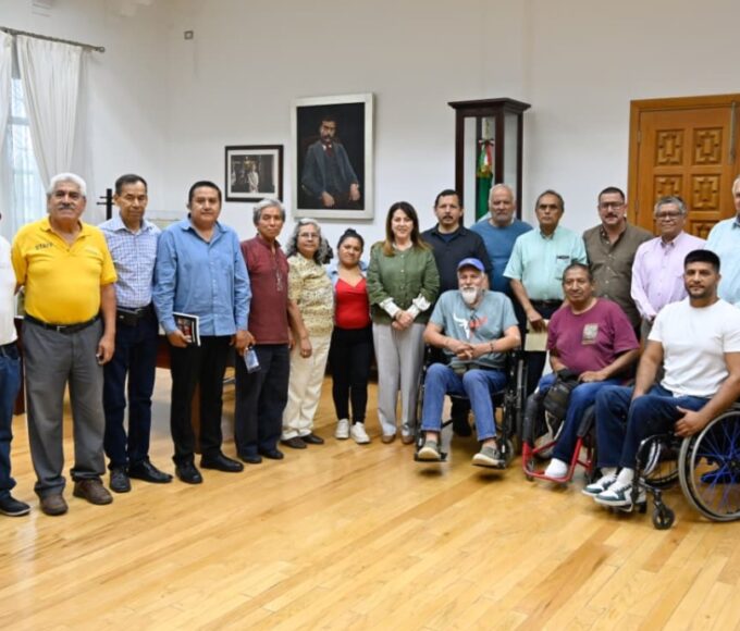 Protestan con huelga de hambre en Morelos, por incremento de 10 a 13 pesos en el transporte