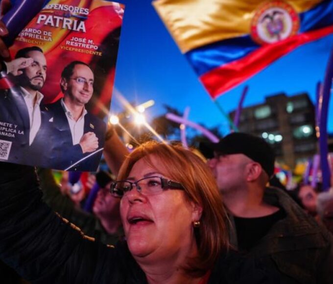 Iván Cepeda reconoce triunfo de Abelardo de la Espriella en Colombia