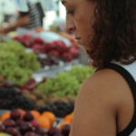 Inflación disminuye en mayo, pero persisten alzas en productos básicos