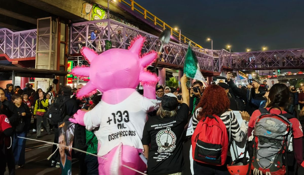 Marchan por personas desaparecidas previo a inauguración del Mundial