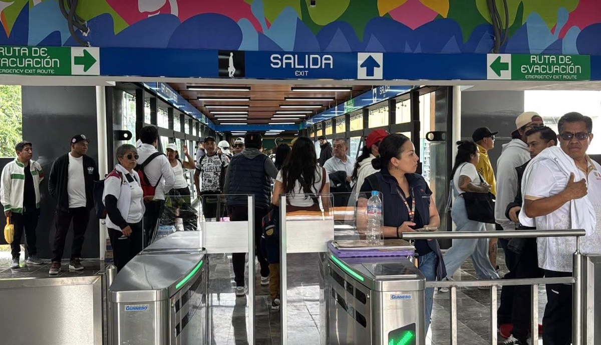 Metro Metrobús Tren Ligero horario extendido hoy partido México