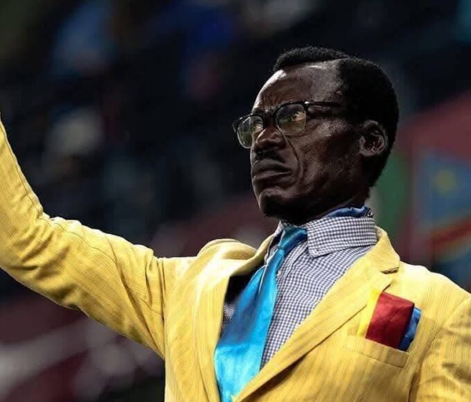 Quién es Michael Nkuka, el aficionado del Congo que homenajea a Lumumba y que está en Guadalajara