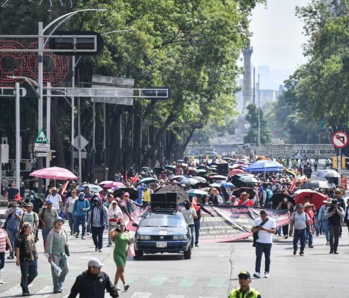 foto de los bloqueos hoy en cdmx de la CNTE