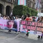Colectivos trans mantienen plantón en Segob