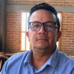 Atacan a balazos al periodista Marcos Ramos tras cubrir festejos por triunfo de México en Chiapas