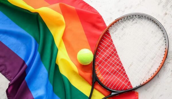 La Corte Suprema de Estados Unidos autorizó que los estados apliquen leyes que impiden a las mujeres transgénero participar en equipos deportivos femeninos de escuelas y universidades.