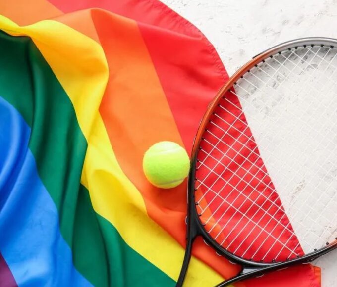 La Corte Suprema de Estados Unidos autorizó que los estados apliquen leyes que impiden a las mujeres transgénero participar en equipos deportivos femeninos de escuelas y universidades.