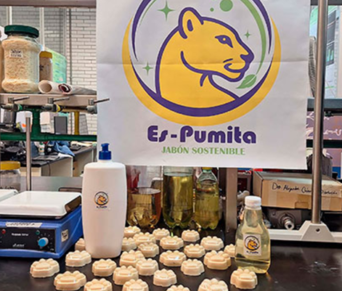 Es-Pumita, el jabón sostenible de la UNAM elaborado con aceite de cocina usado