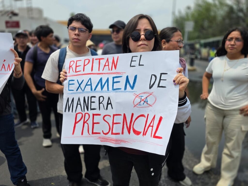 Marcha en la UNAM hoy exámenes de admisión