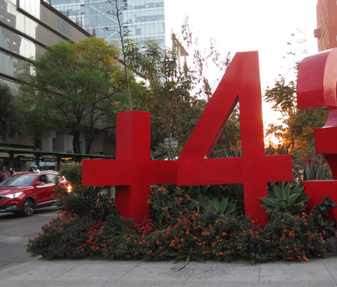 Familiares de los 43 se reunirán mañana con Sheinbaum para exigir avances en el caso Ayotzinapa