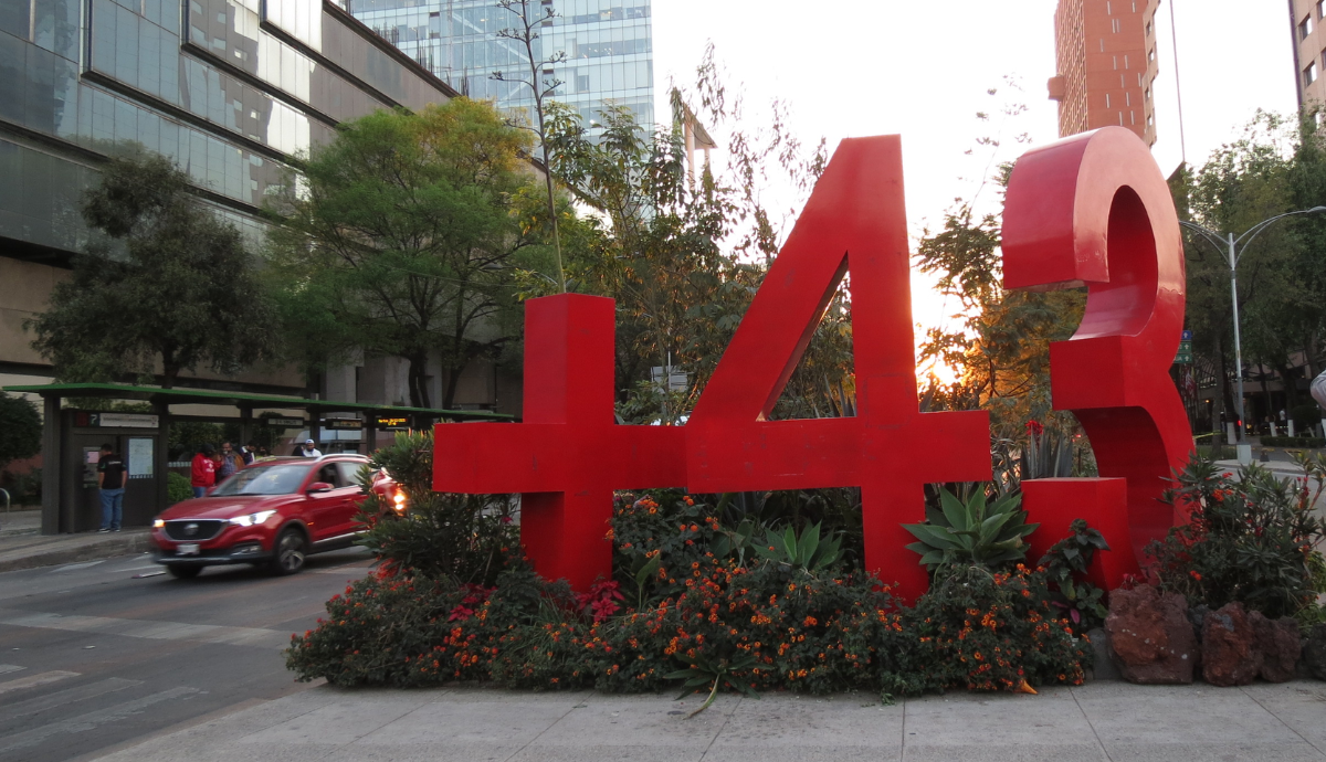 Familiares de los 43 se reunirán mañana con Sheinbaum para exigir avances en el caso Ayotzinapa