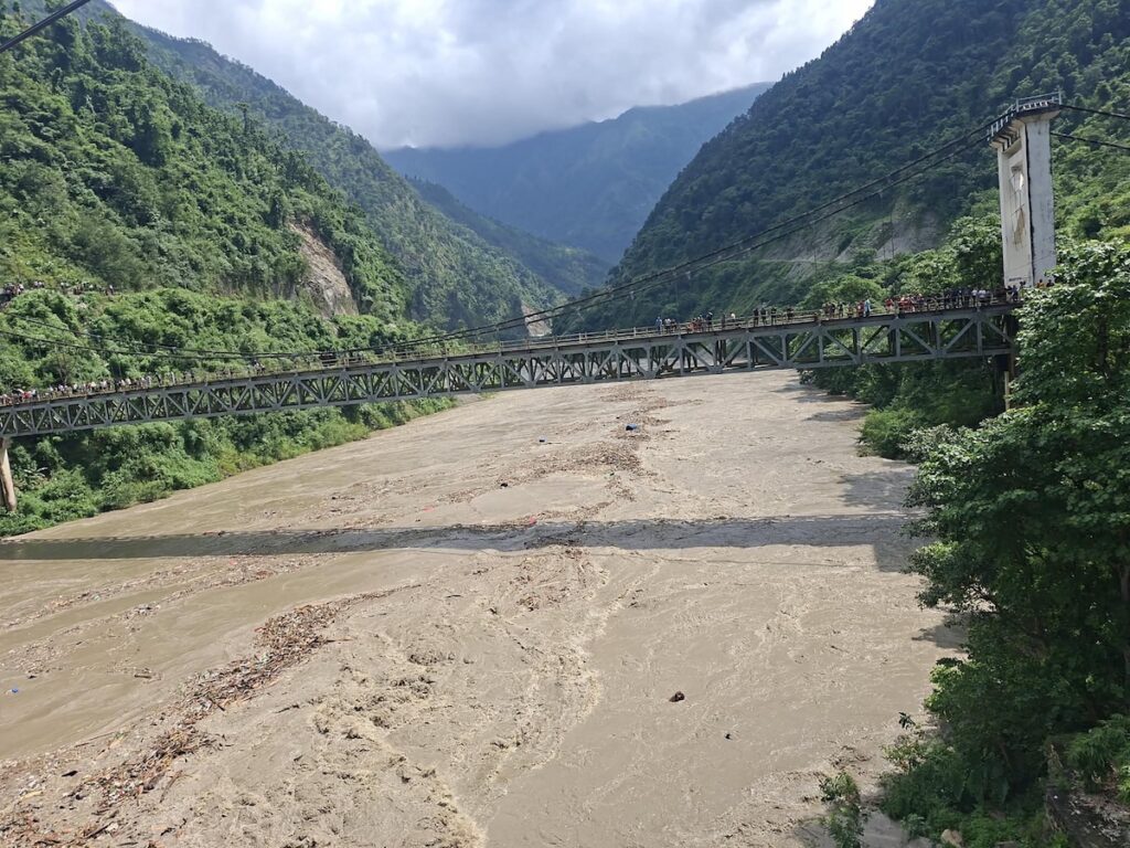 riada en Nepal videos
