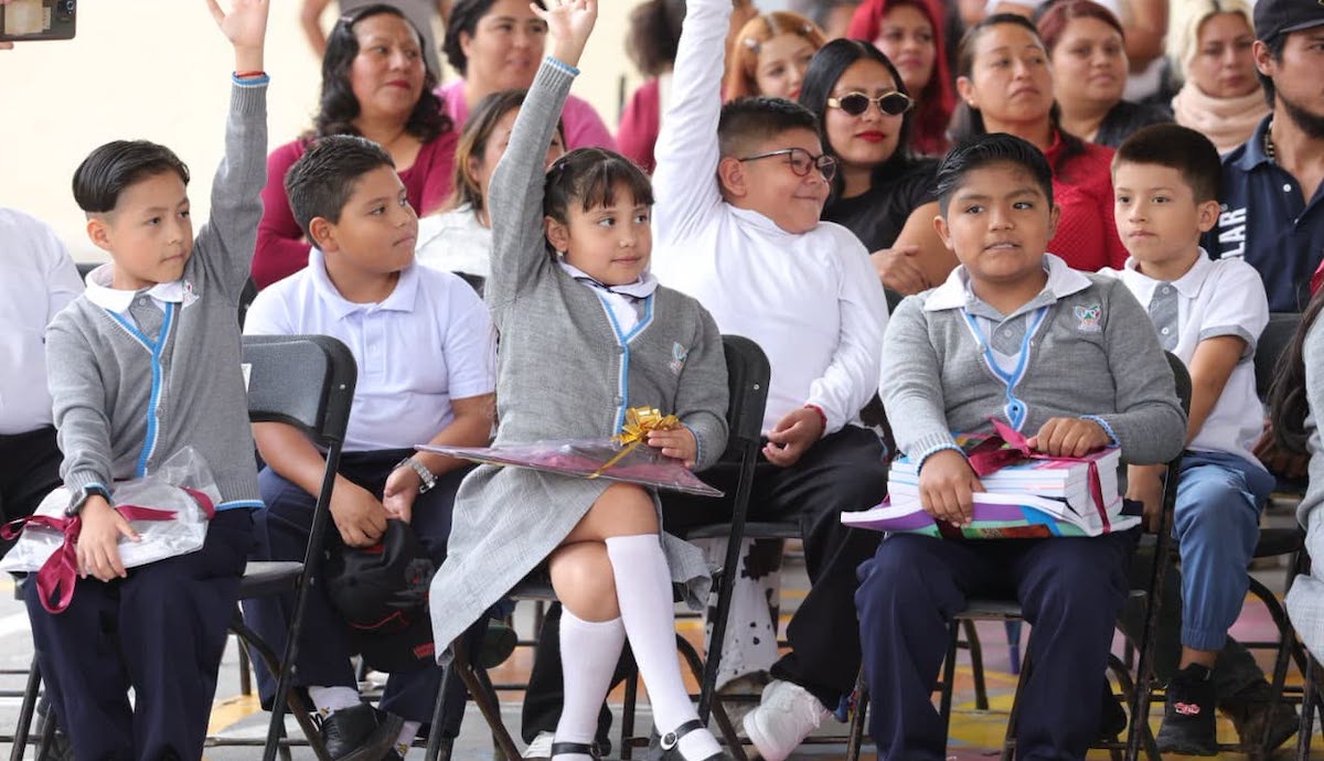 Hay clases el jueves 17 de septiembre de 2026