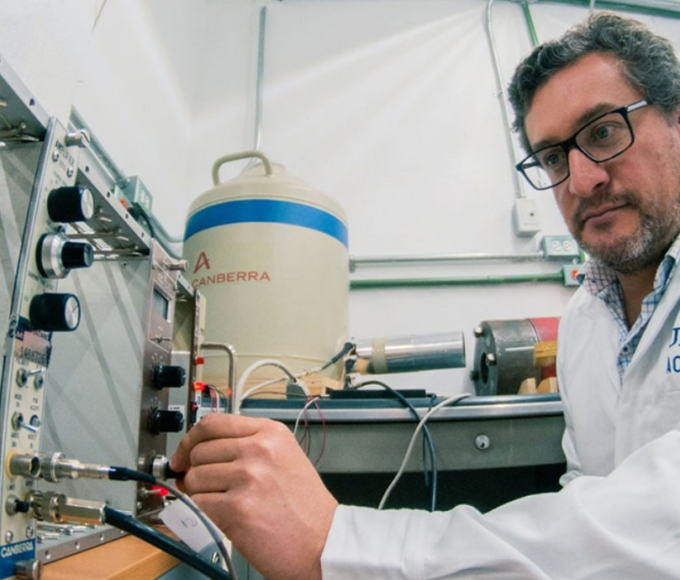 UNAM participa en investigación sobre neutrinos relacionada al trabajo de Francis Halzen, Nobel de Física 2026