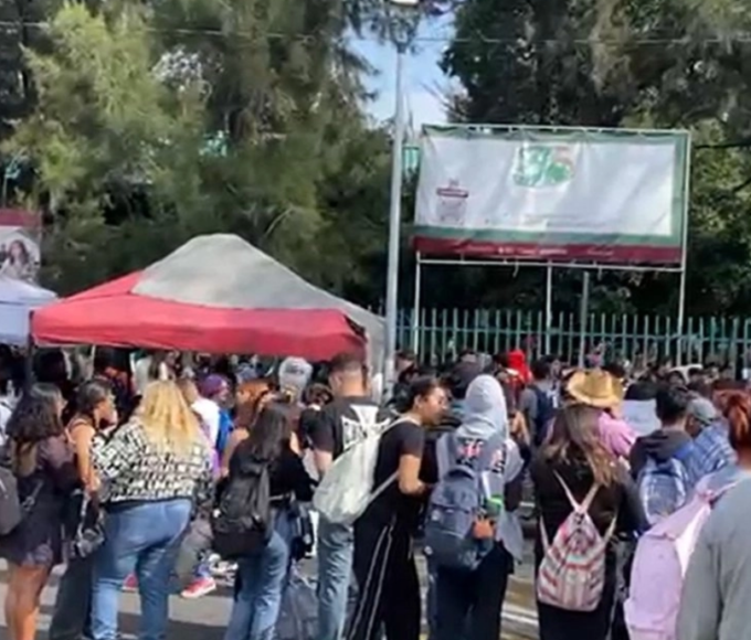 Estudiantes de la UTN se van a paro por fallas en los servicios y presunto acoso