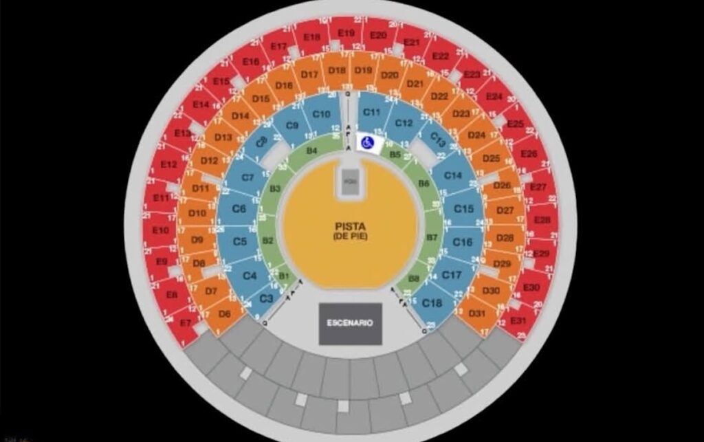 para Fuerza Regida en el Palacio de los Deportes