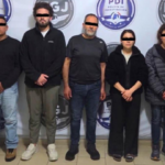 Detienen a familia acusada de suplantar a funcionarios para extorsionar
